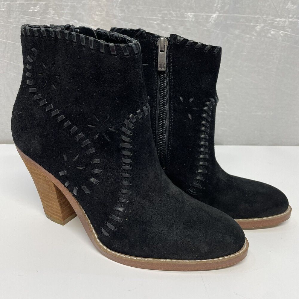 Ivanka Trump Suede Ankle Boots Heel Cutout Black Size 6 M - Picture 1 of 11